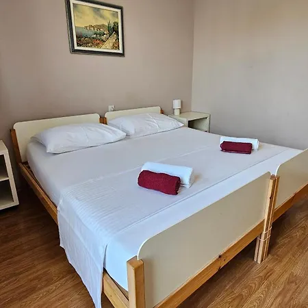 Appartamento Ana B *