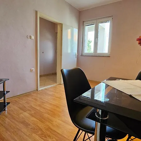 Ana B Apartamento Zadar